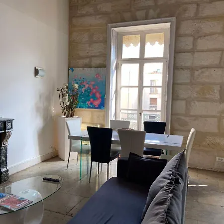 Magnifique Duplex Climatise En Centre Ville *